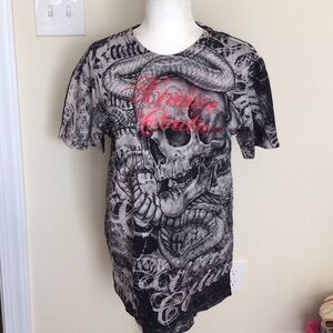 Xtreme Couture short sleeve tee shirt size L